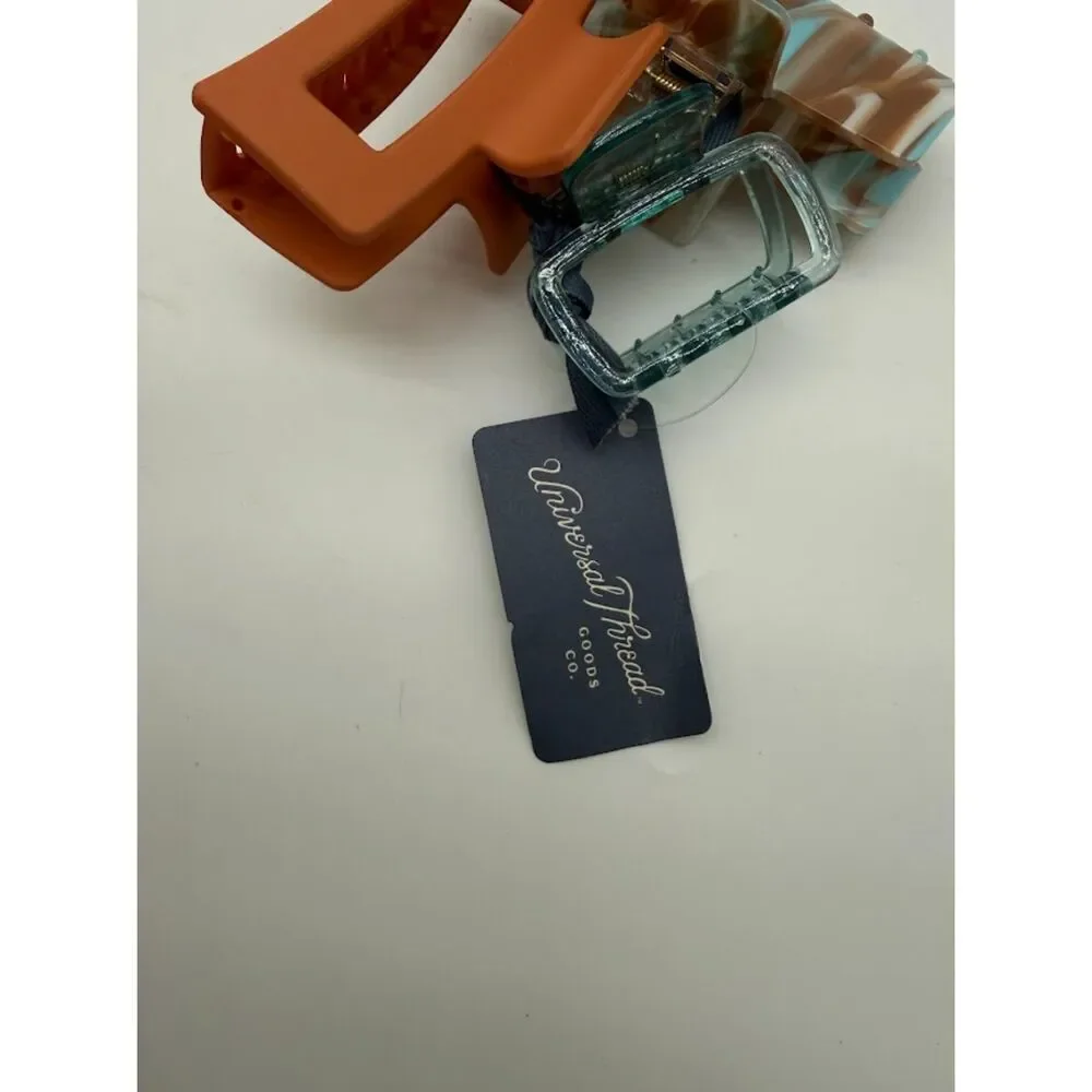set of hair claw clips